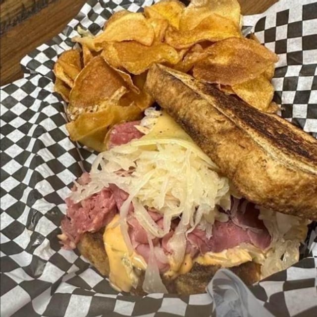 REUBEN SANDWICH.
