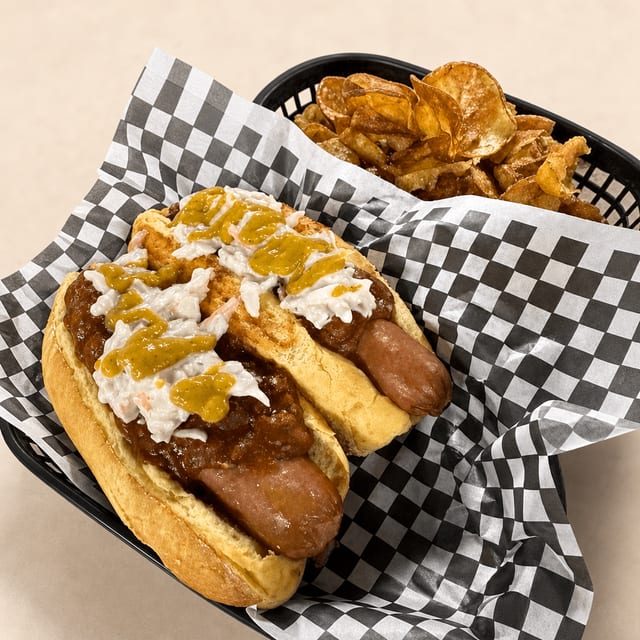 KIDS CHILI DOG.