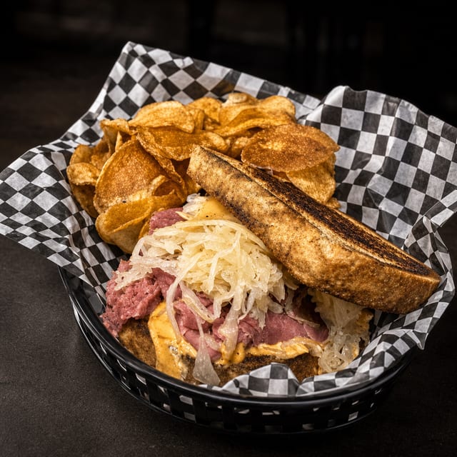 REUBEN SANDWICH.