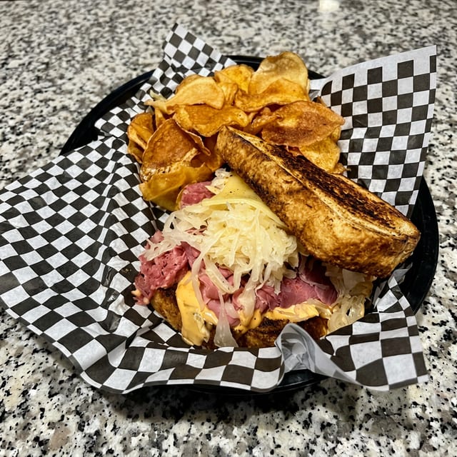 REUBEN SANDWICH.